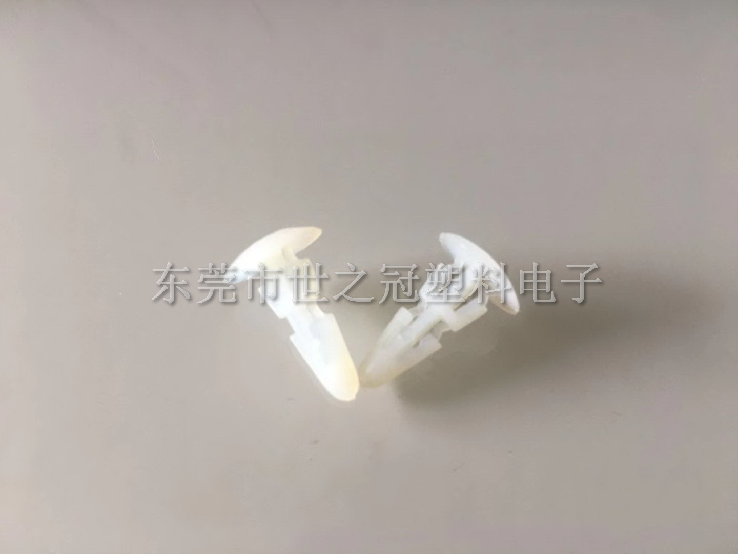 平底隔离柱RC系列
